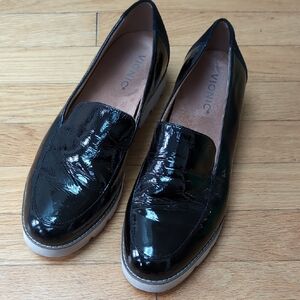 Vionic Black Patent Leather Flats